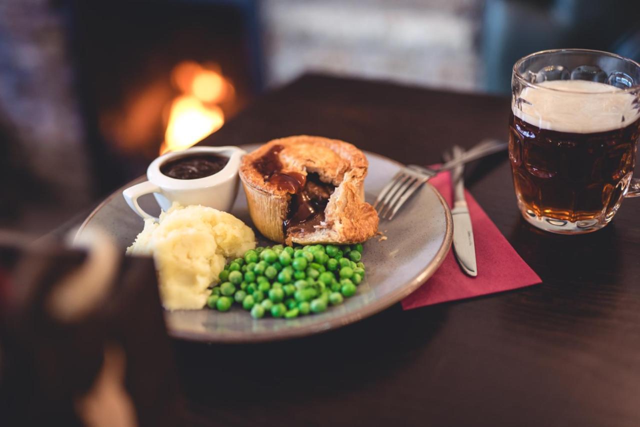 Black Bull Hotel Kirkby Stephen Esterno foto